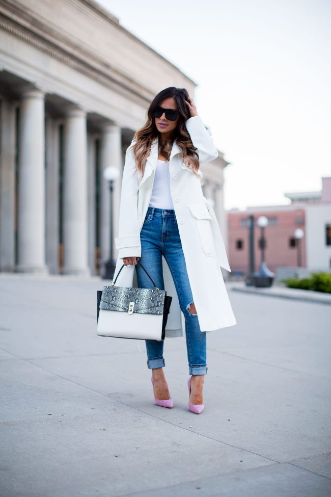 fashion blogger maria vizuete in pink christian louboutin heels