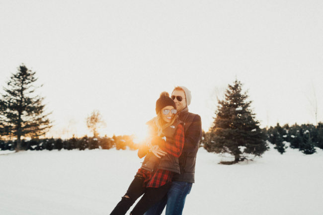 christmas-tree-farm-photoshoot