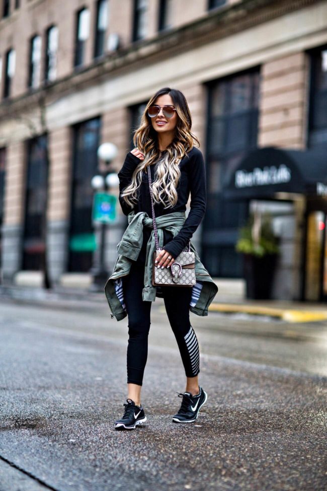 fashion blogger mia mia mine wearing workout clothes from gap factory