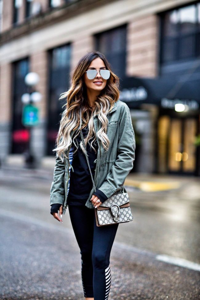 mn fashion blogger mia mia mine wearing a gap factory workout outfit