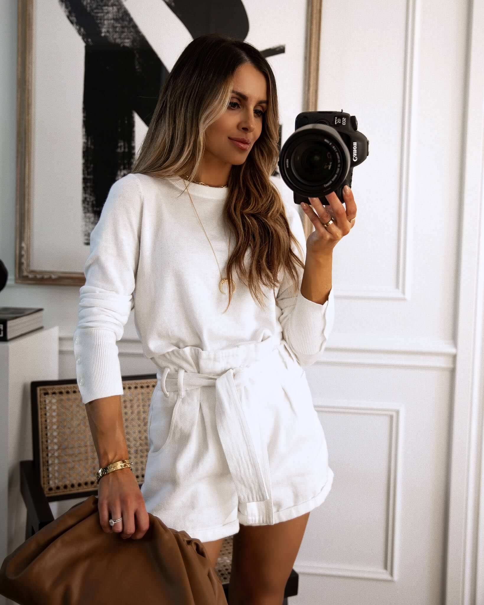 mia mia mine wearing a white sweater from the nordstrom anniversary sale 2020