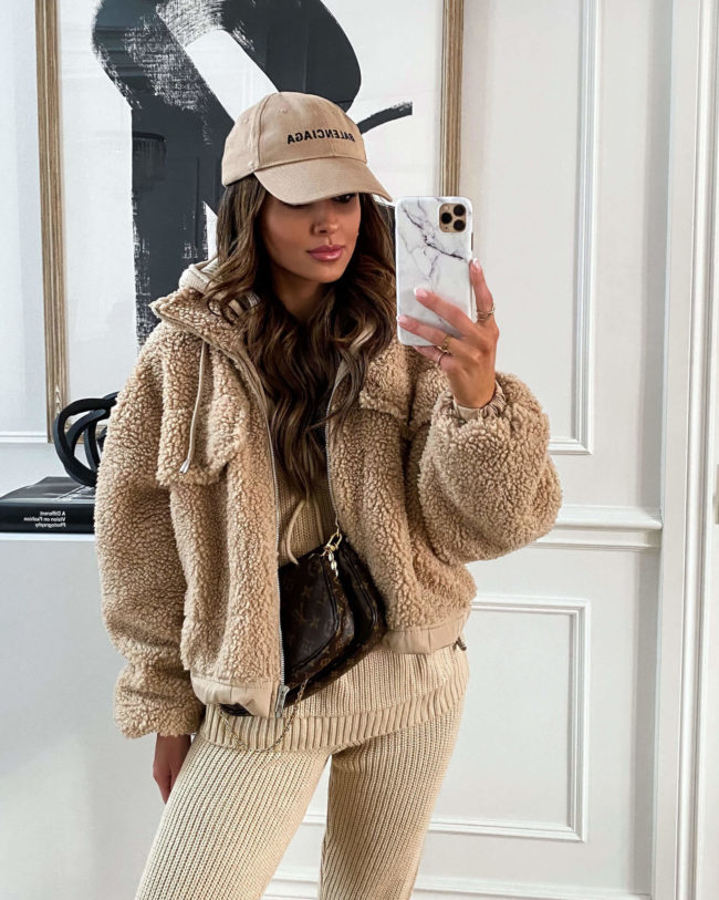 fashion blogger neutral loungewear forever 21