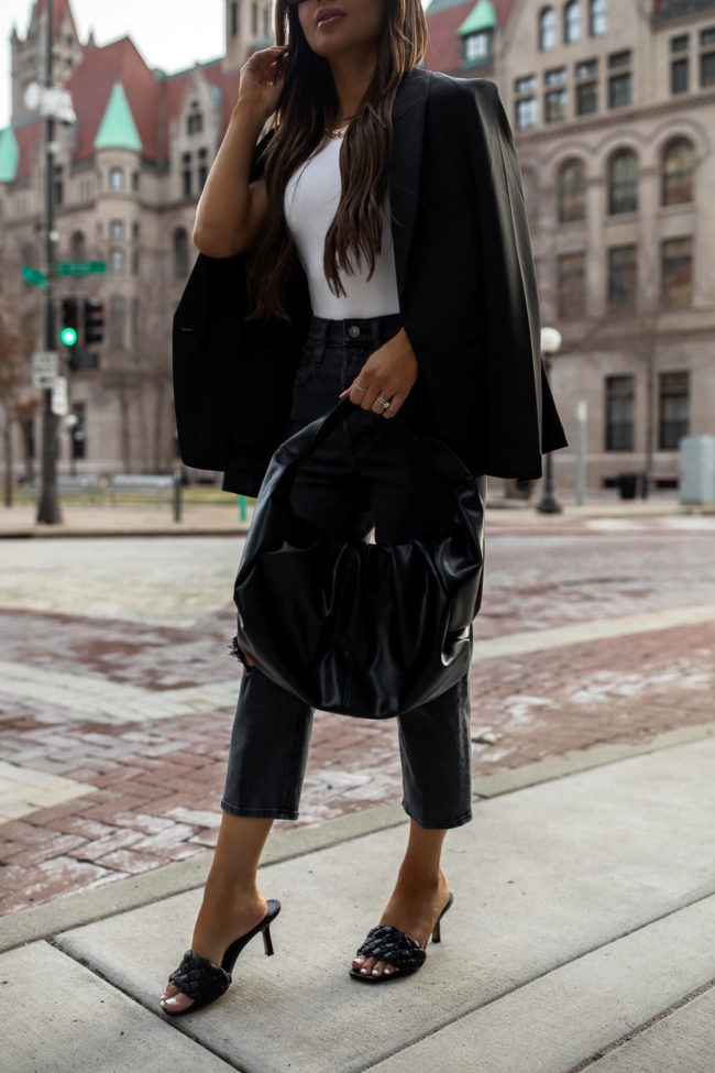fashion blogger wearing cropped dad jeans from express