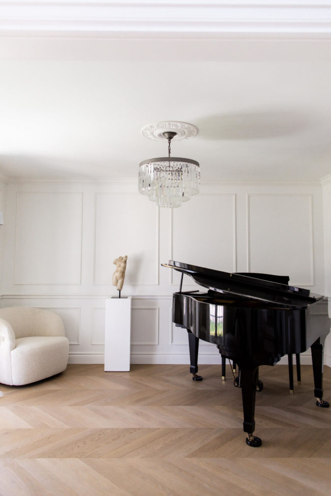 mia mia mine piano room decor