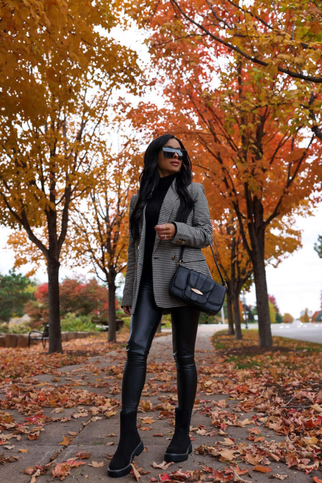 fashion blogger mia mia mine wearing a fall outfit from walmart