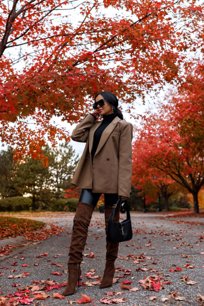 fashion blogger mia mia mine wearing a fall outfit from nordstrom