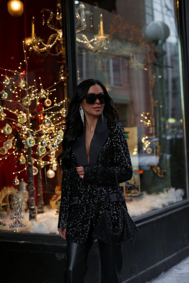 fashion blogger wearing a sequin blazer from express