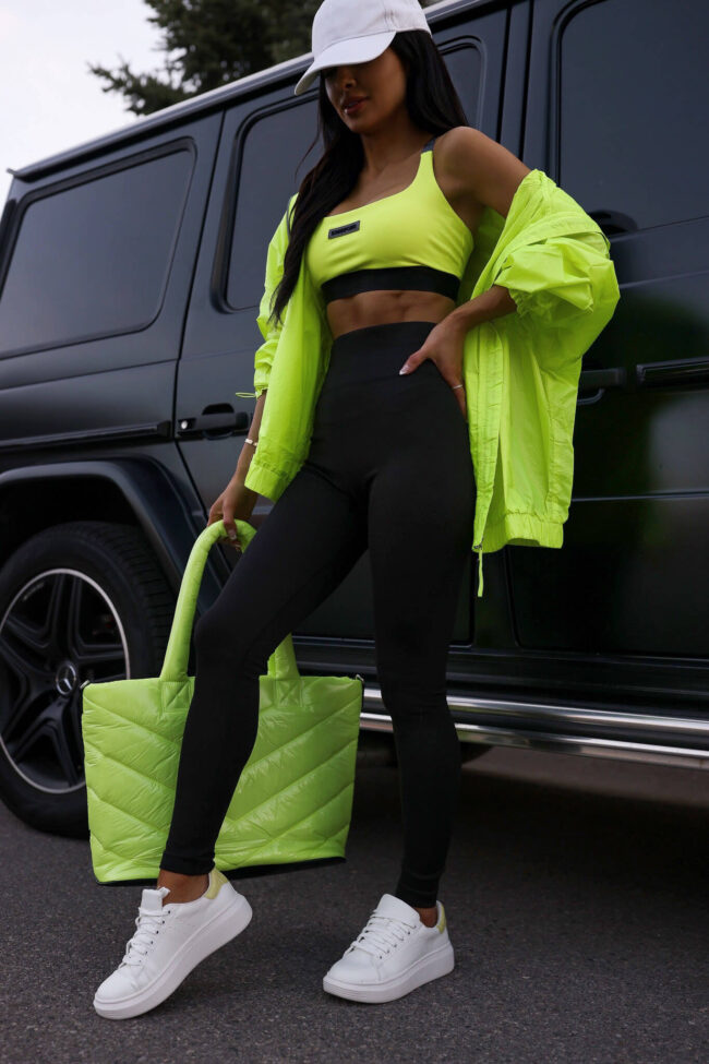 fashion blogger wearing an affordable workout outfit from walmart