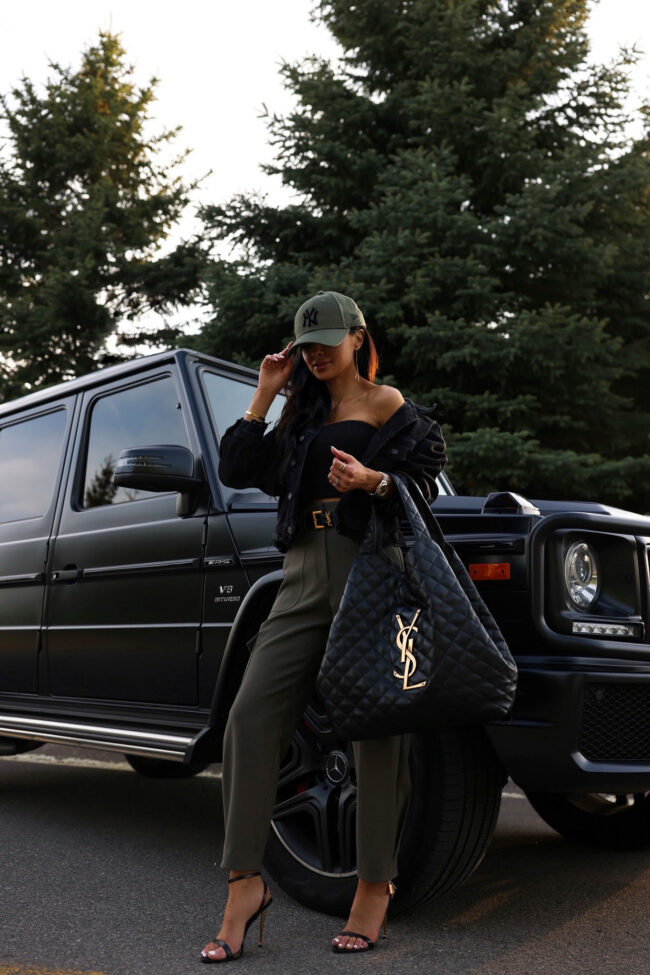 fashion blogger mia mia mine wearing cargo pants and a cropped denim jacket