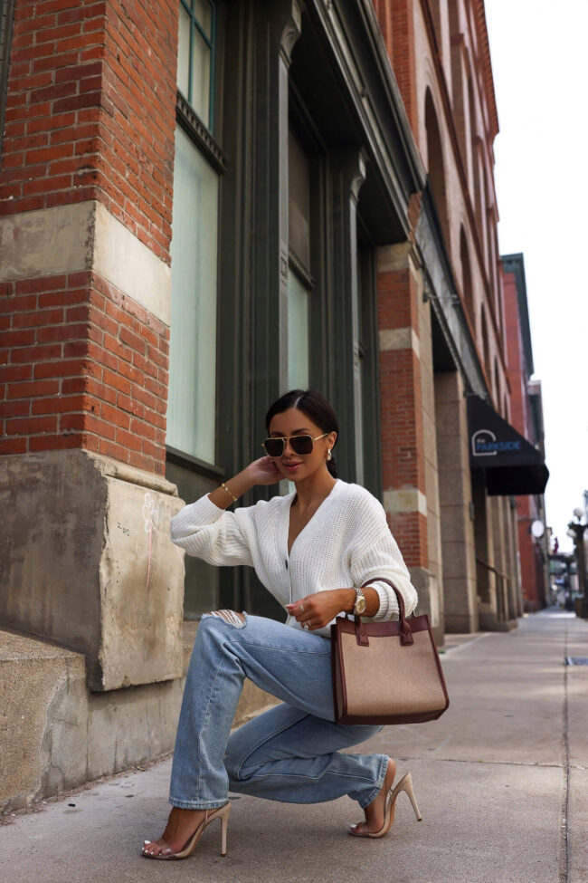 fashion blogger mia mia mine wearing loose fit denim from walmart