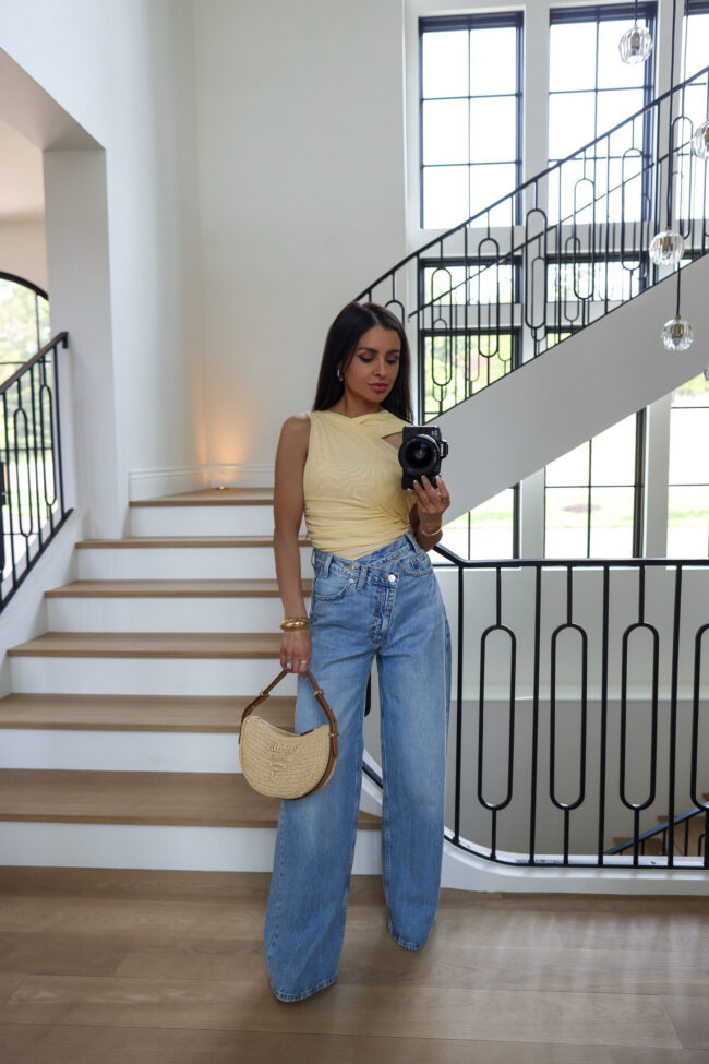 mia mia mine wearing wide leg jeans from zara